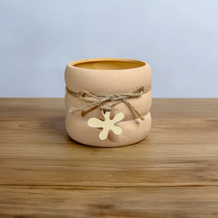 حوض دائري وردي بلمسة طبيعية فريدة